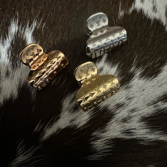 Louis Vuitton Mini Hair Claw Clip Accessoire Nanogram M68940 Set Giftable - Picture 4 of 5